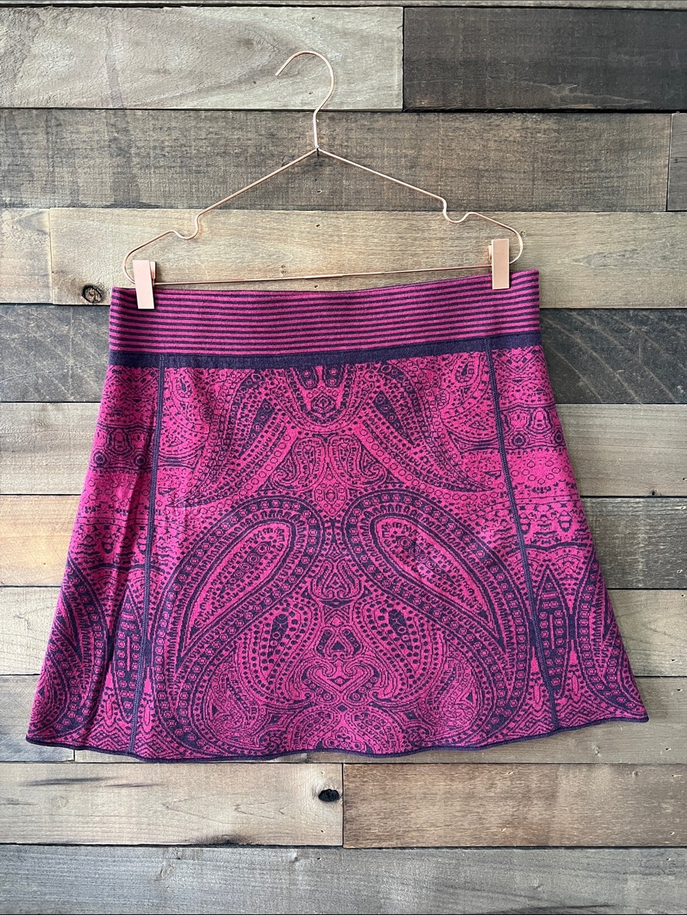 Title Nine Women's Super Power Sweater Knit Skirt in Pink Purple Paisley Size XL